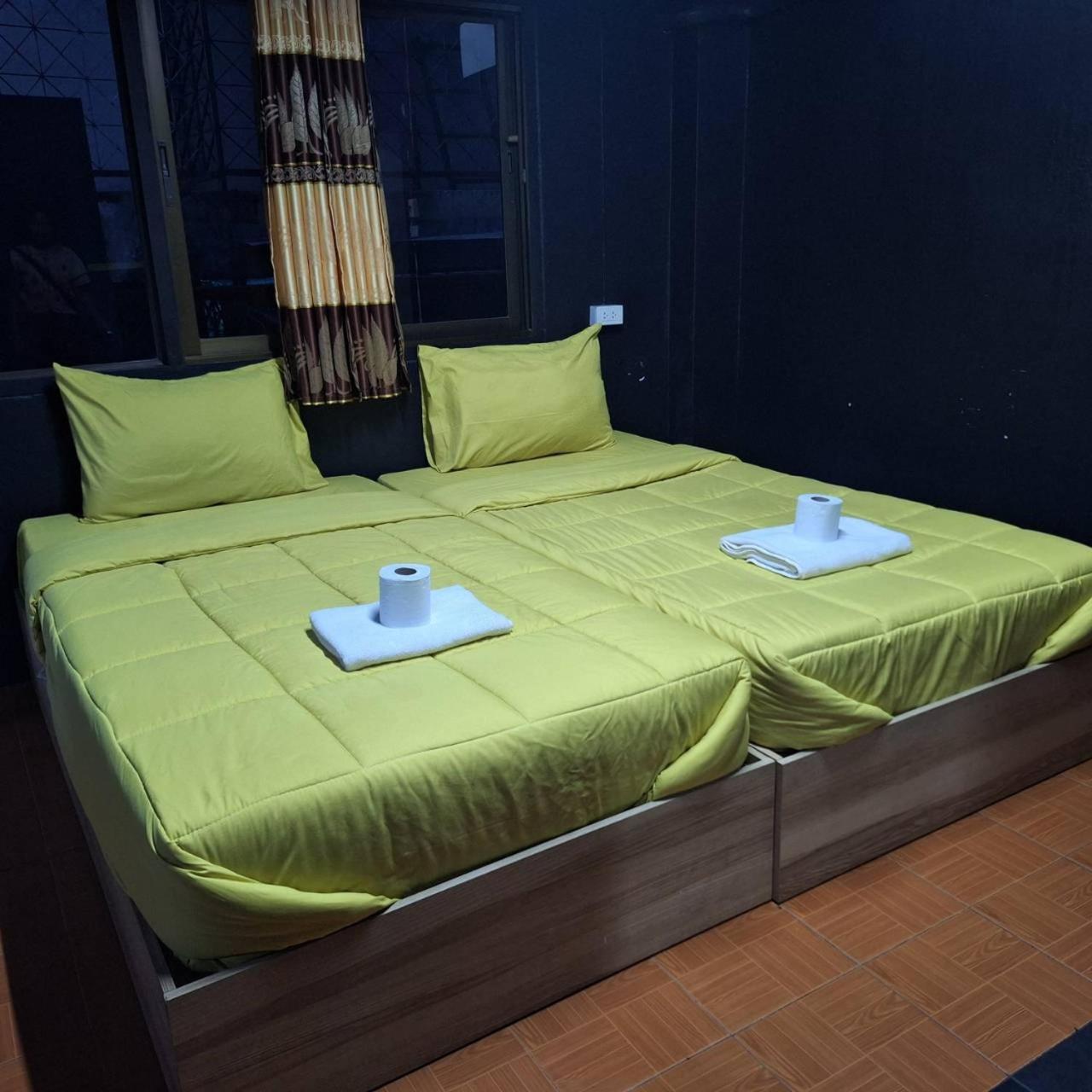 Satop Travelers Guesthouse Chiang Mai Exterior foto